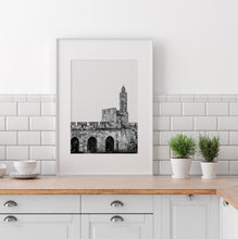 Load image into Gallery viewer, תמונת קיר של מגדל דוד בירושלים בשחור לבן, פרינט להדפסה