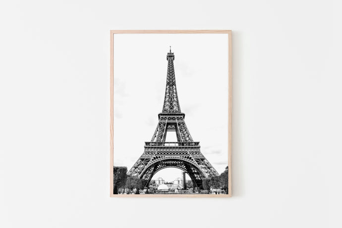 Black and white Eiffel tower print, printable wall art, Paris - prints-actually