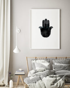 תמונה לקיר עם ציור של חמסה בצבע שחור, פרינט להדפסה